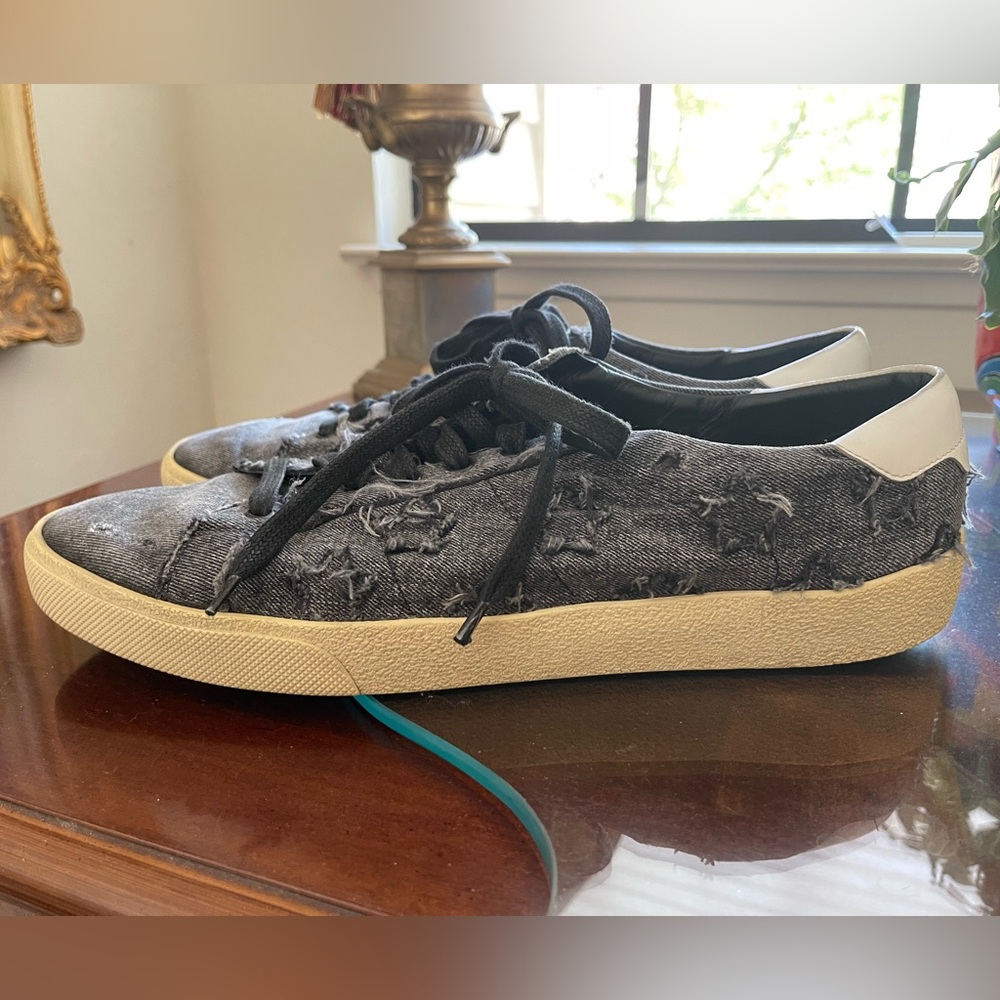 Saint Laurent Distressed Denim Star Low Tops